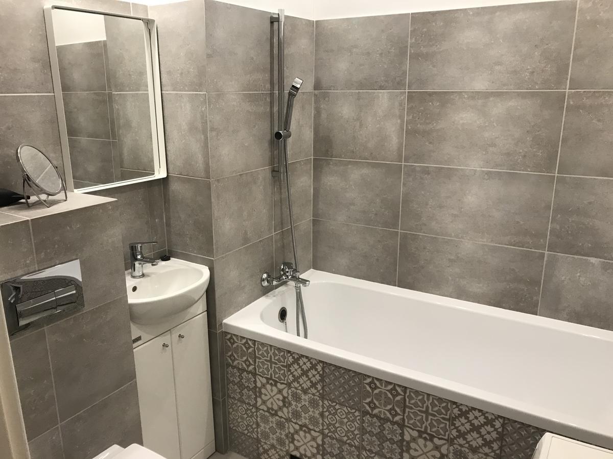 Appartement Sportowy Apartament Nad Jeziorem à Olsztyn  Extérieur photo